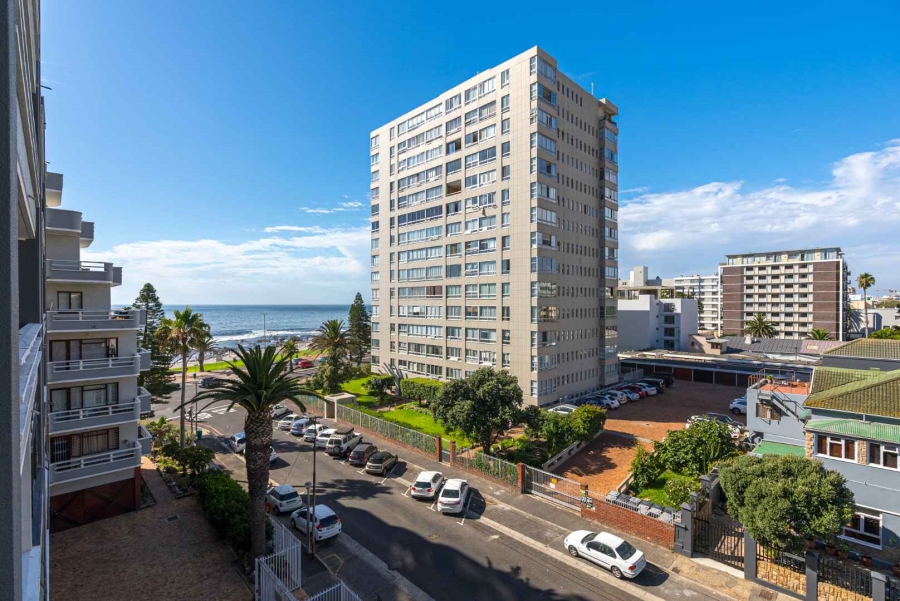 To Let 2 Bedroom Property for Rent in Sea Point Western Cape